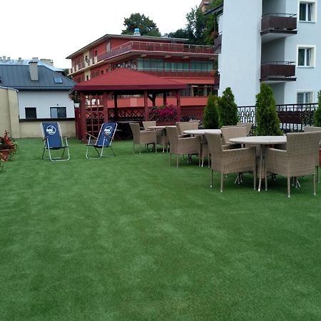 Hotel *** Nat Krynica-Zdrój Esterno foto