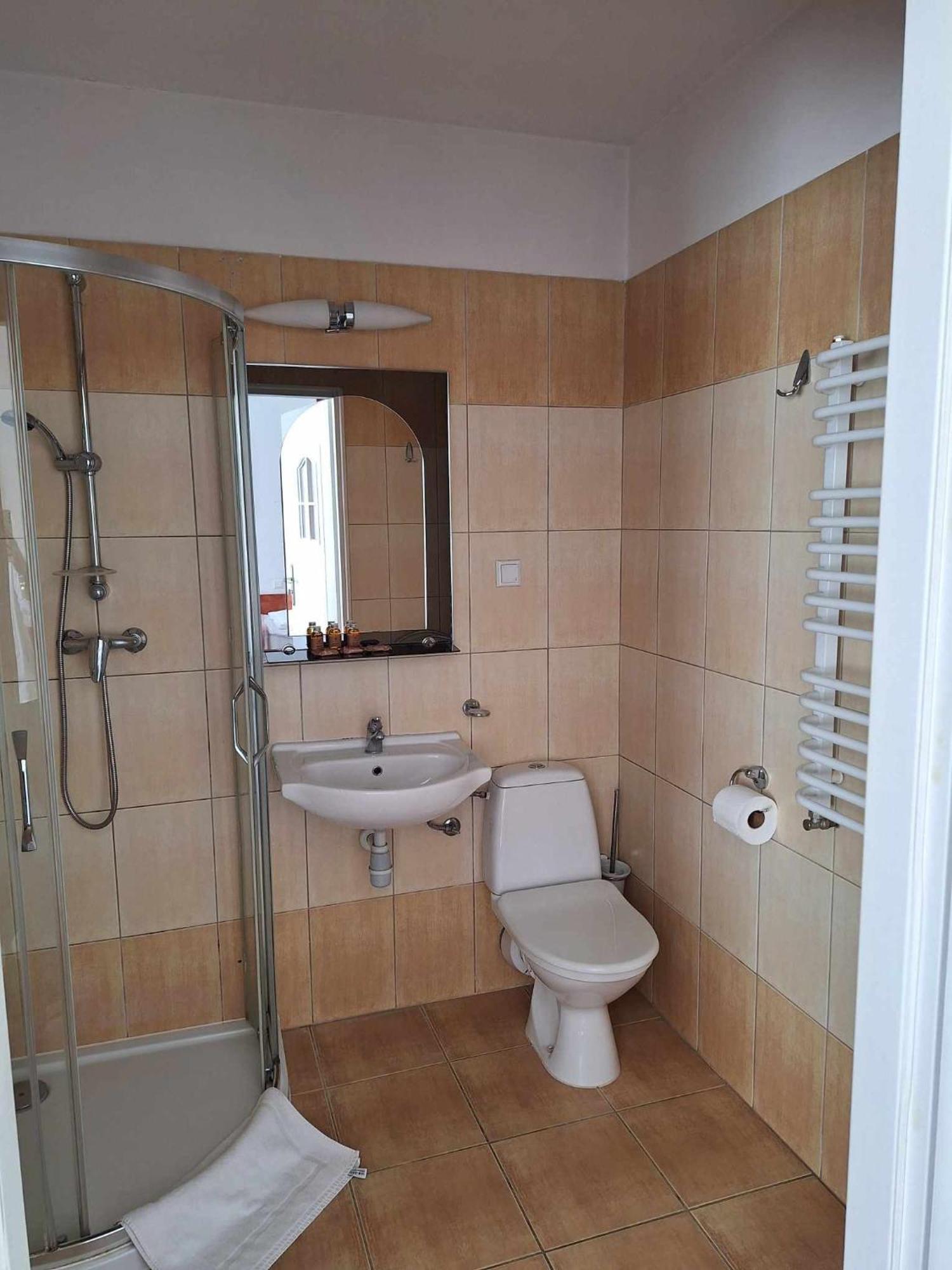 Hotel *** Nat Krynica-Zdrój Esterno foto