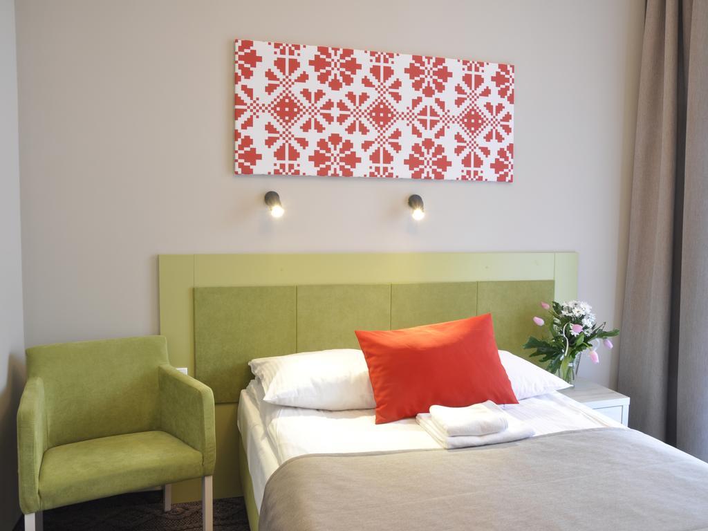 Hotel *** Nat Krynica-Zdrój Esterno foto